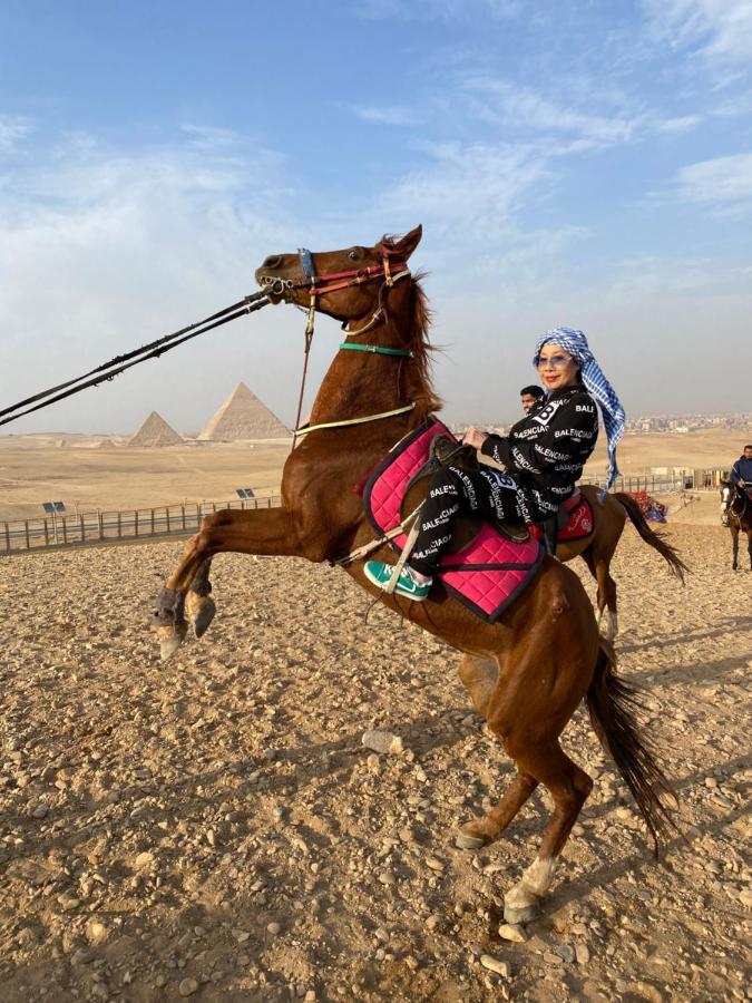 Anubis Pyramids Inn Il Il Cairo Esterno foto
